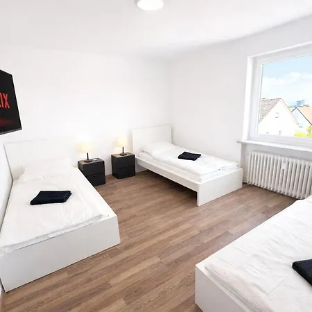 Leta Homes - Charmante Mit Sonnigem Balkon Appartamento