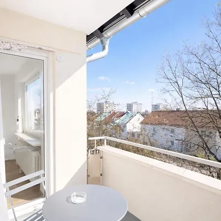 Appartamento Leta Homes - Charmante Mit Sonnigem Balkon *