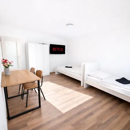 Leta Homes - Charmante Mit Sonnigem Balkon * Straubing
